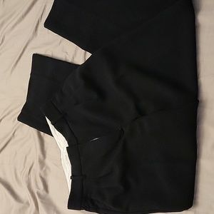 Aritzia Wilfred Effortless Pant